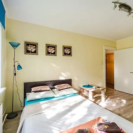 In Suburbs 公寓 里加